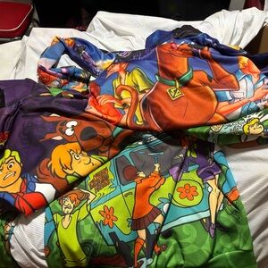 3 Colorful Scooby-Doo Graphic Hoodie 4xl